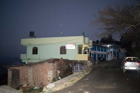 Himadri guest house